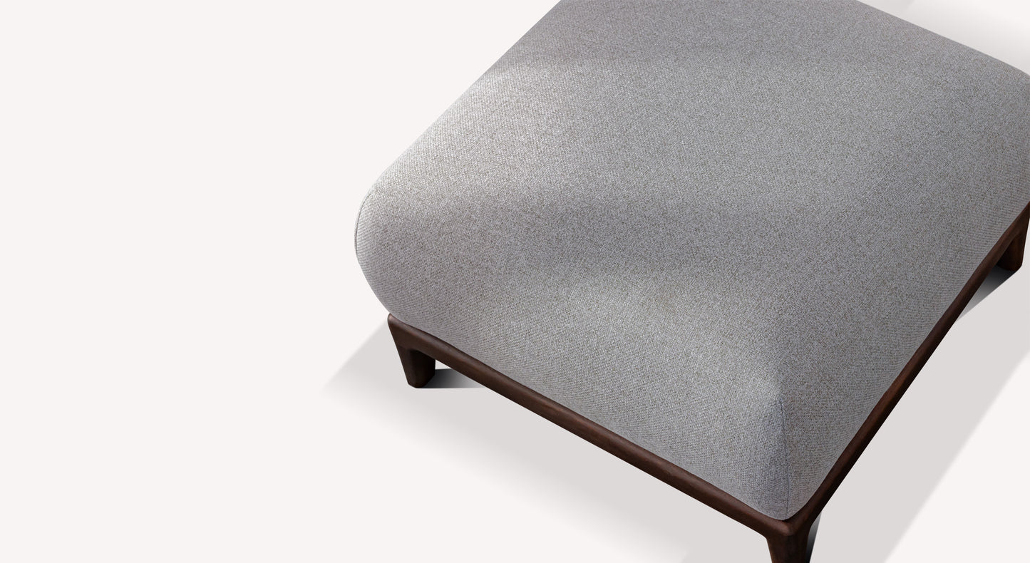 DARREN Shock Pearl Pouf