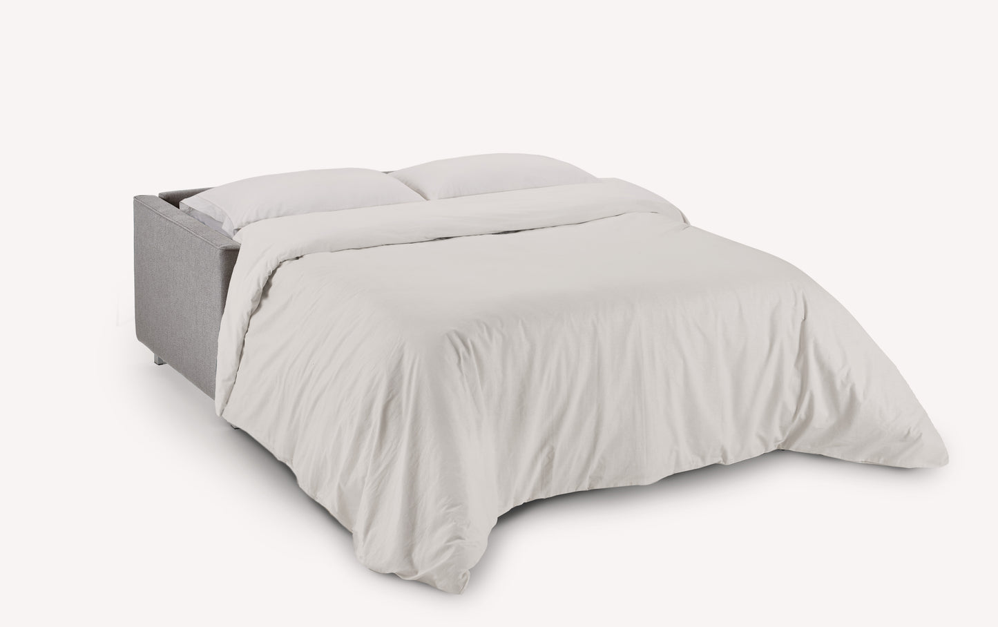 Canapé convertible Jimmy ouvert en tissu gris Foster, présenté en mode lit avec une couette blanche