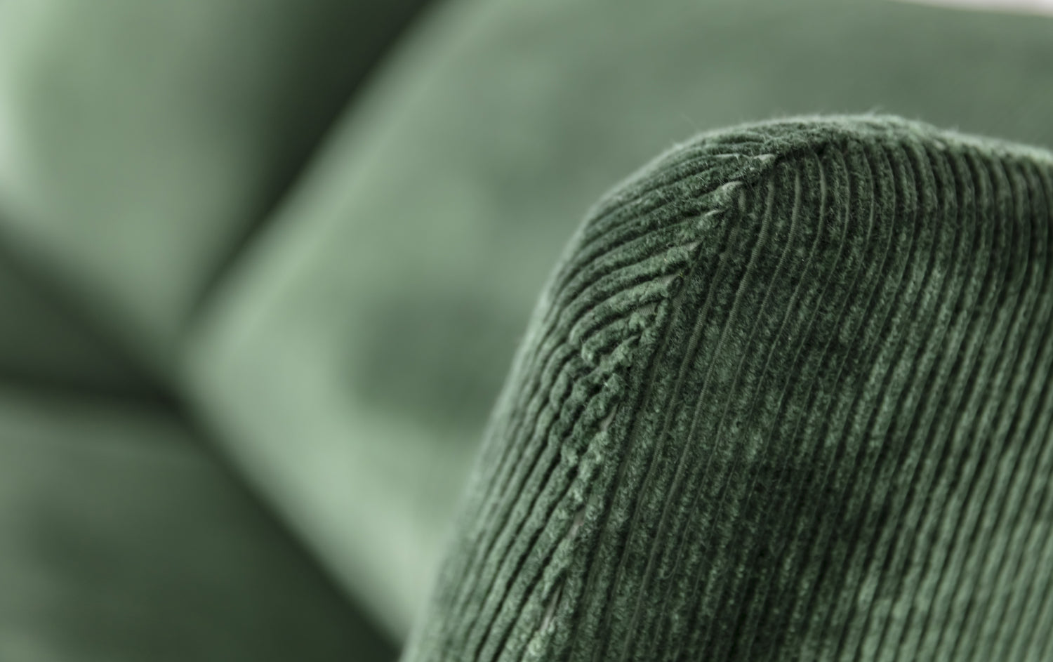 Personnalisez votre canapé avec du velours côtelé