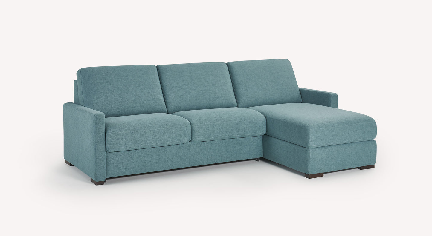 Canapé d'angle turquoise avec méridienne à droite, design moderne et épuré, sur fond blanc