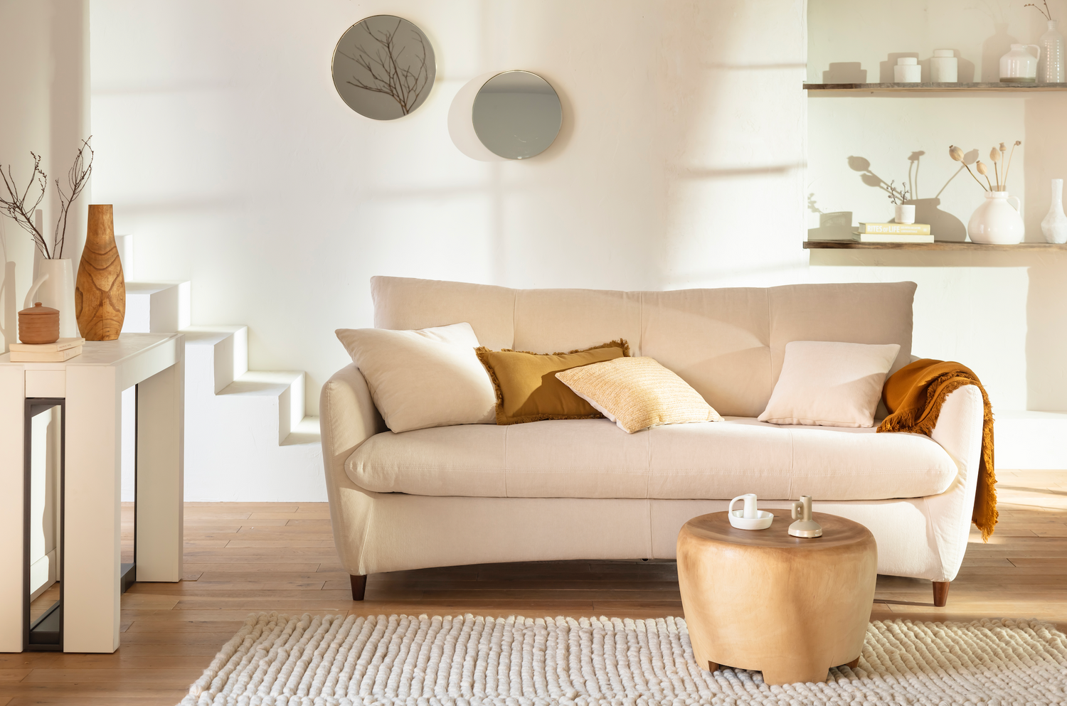 Comment entretenir un canapé blanc ? – La Maison Convertible
