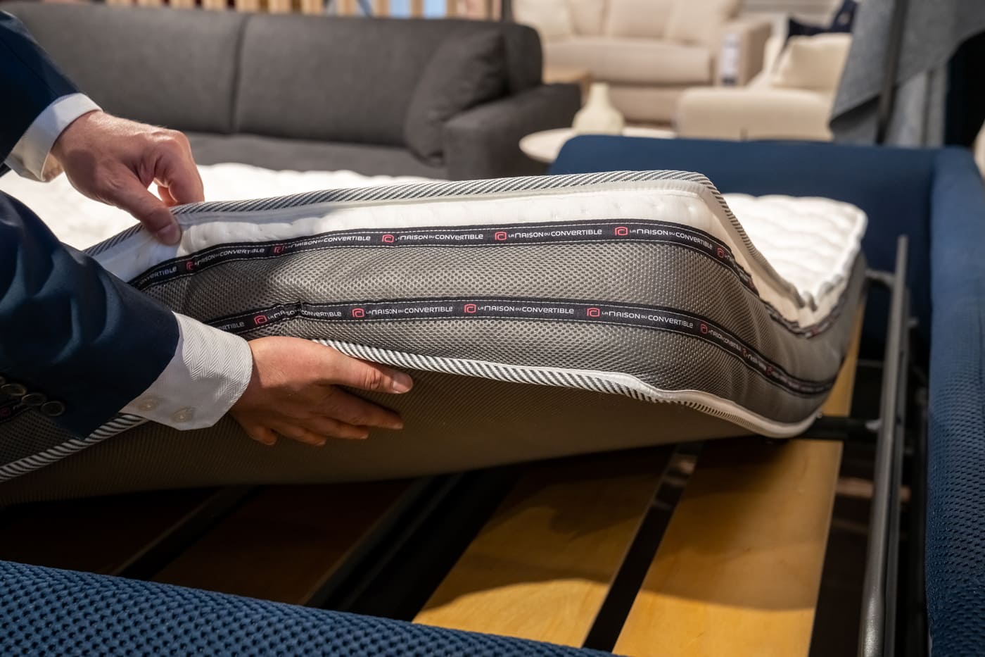 Peut-on remplacer le matelas du canapé convertible ?