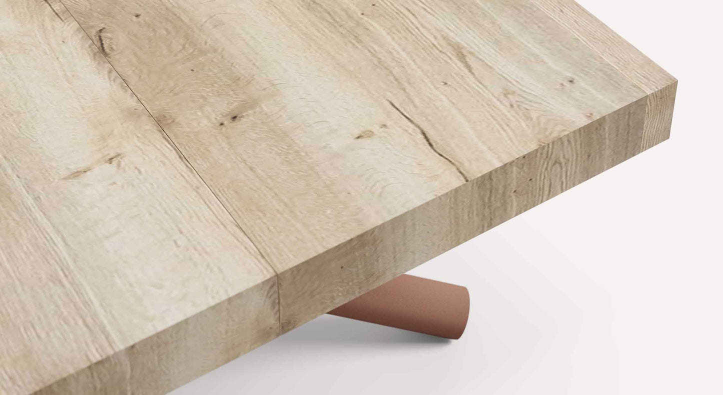 Plateau en bois clair avec finition naturelle et veines apparentes, modèle LEVANTE Mélaminé Nodato, conçu pour une table relevable élégante et fonctionnelle.