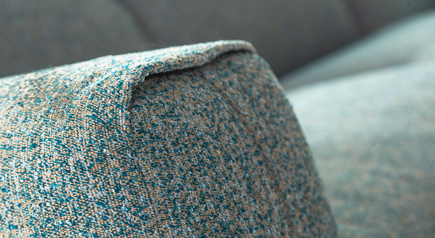 BAKER Corner +500 fabrics & leathers