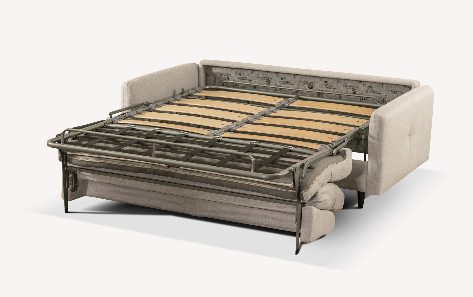 Sommier de canapé convertible Soho en tissu Austin Silver, déplié pour montrer la structure métallique et les lattes en bois