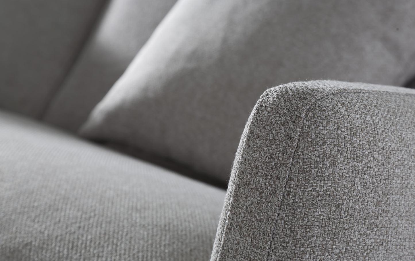 AZURA 3 +500 fabrics &amp; leathers