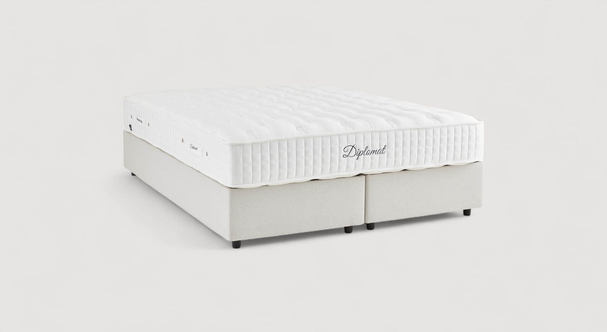 Pack lit coffre, matelas et tête de lit NINA Queens Beige